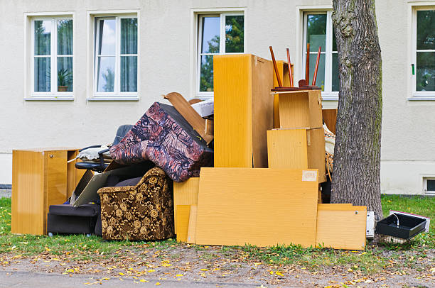 Best Yard Cleanup Services  in Oakdale, PA